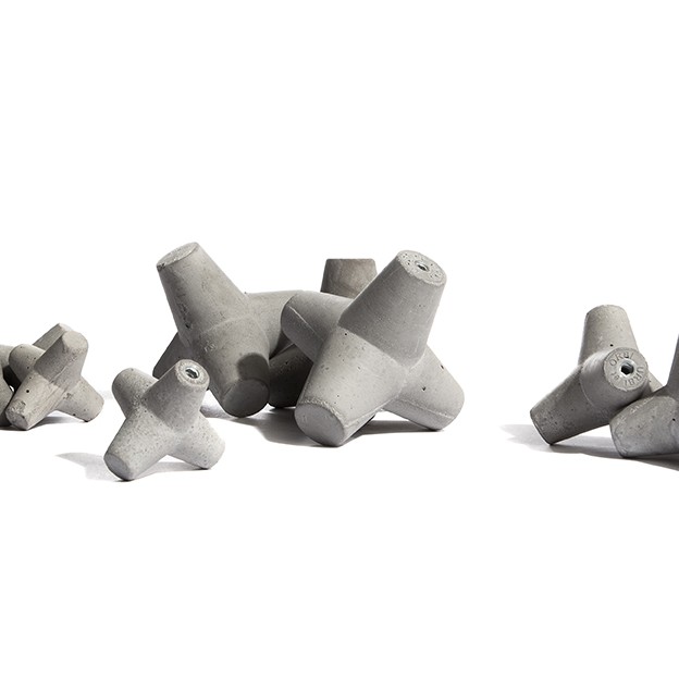 CONCRETE HANGER MARINE