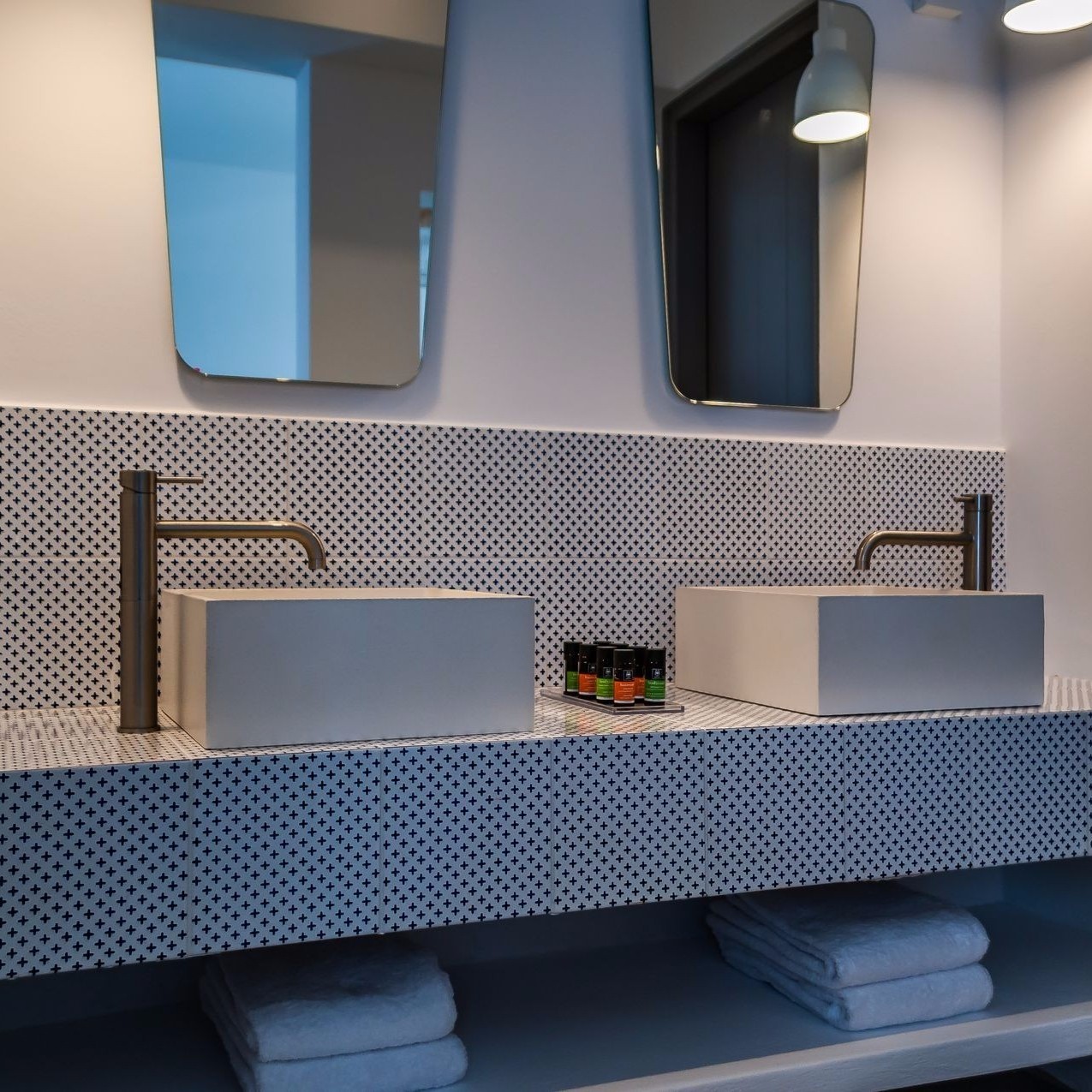 Lavabo in  cemento immissio40 R