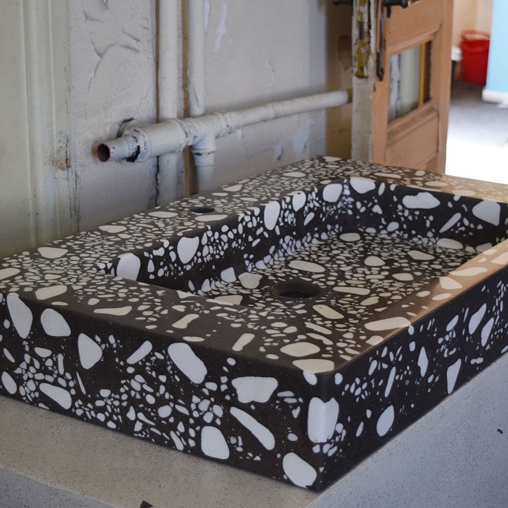 PLURA black terrazzo Urbi et Orbi concrete sink