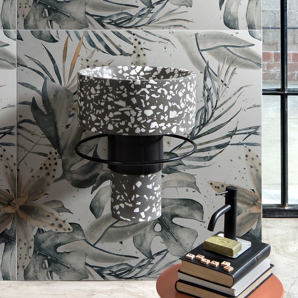 balcony wall mounted white terrazzo by Sotiris Lazou designstudio for Urbi et Orbi Aufsatzwaschbecken aus Beton