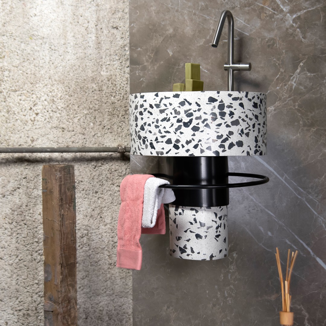 balcony wall mounted white terrazzo by Sotiris Lazou designstudio for Urbi et Orbi Aufsatzwaschbecken aus Beton banner