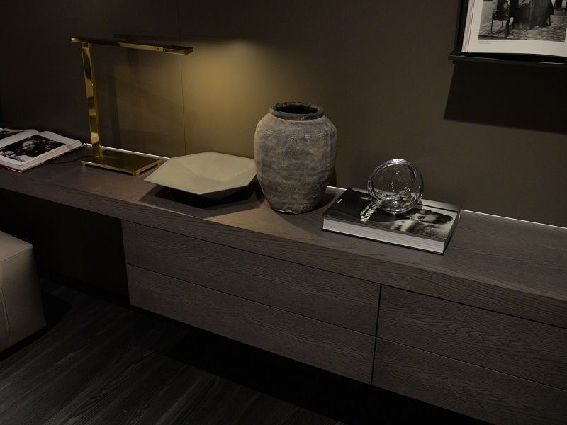 cubeplate by urbi et orbi design by valentino marengo at MolteniC booth salone 2018 1