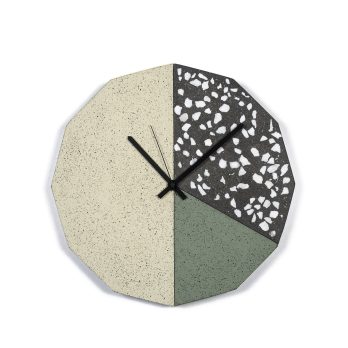 FACET CLOCK black terrazzo amo hak sand by Callum MacSorley  for Urbi et Orbi concrete wall clock low
