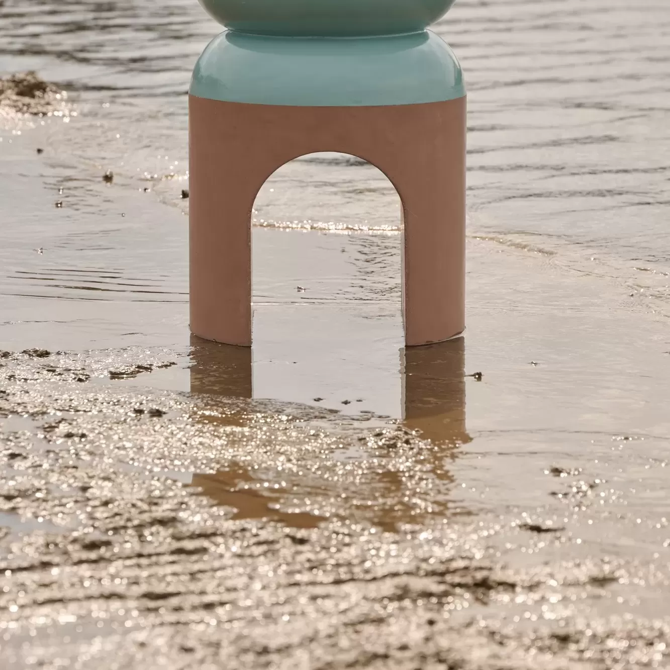 Kamara concrete table basse by sotirislazou designstudio urbi et orbi low