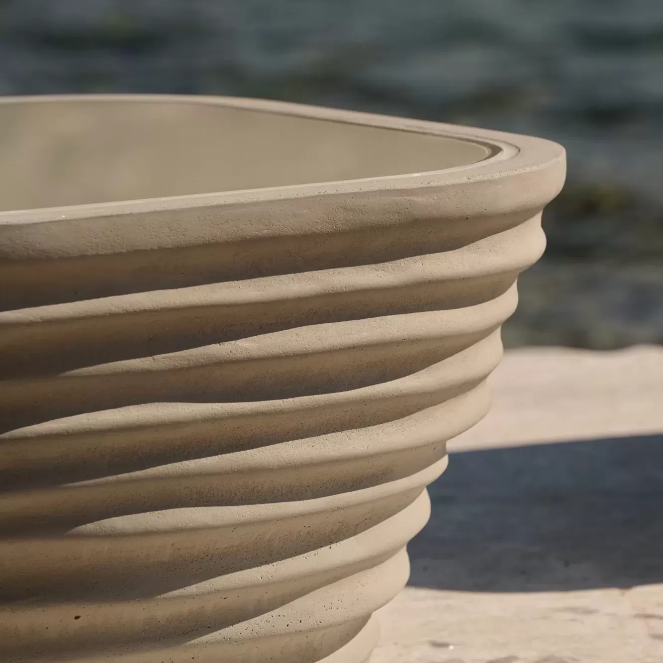 jar coffee table close up by gian paolo venier urbi et orbi low