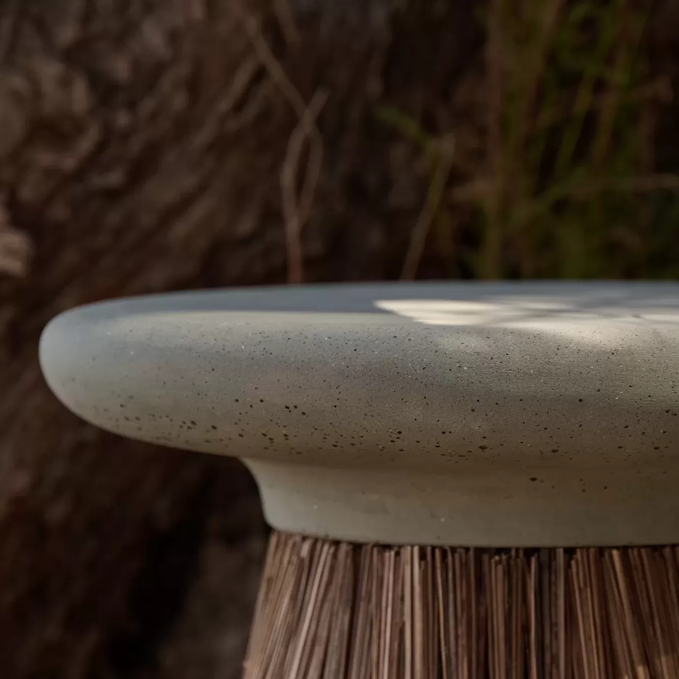 saroma Couchtisch aus Zement by sotirislazou designstudio urbi et orbi